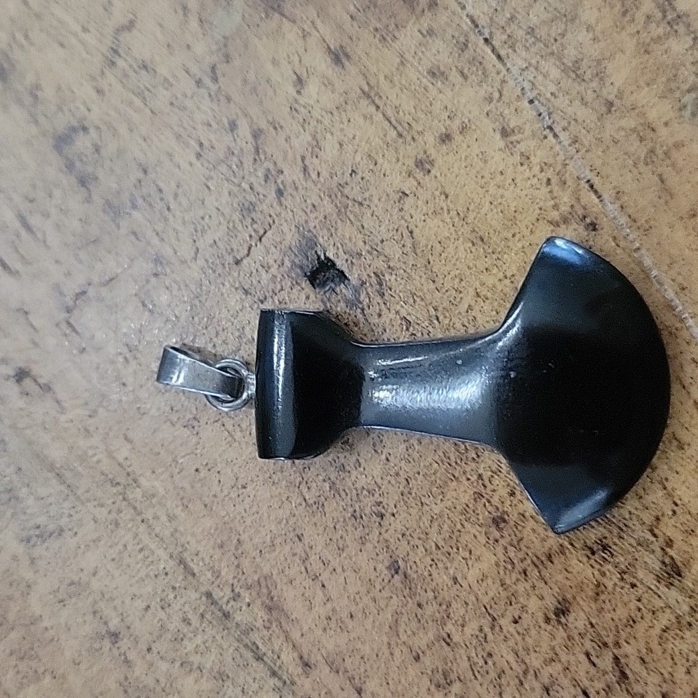 Onyx pendant